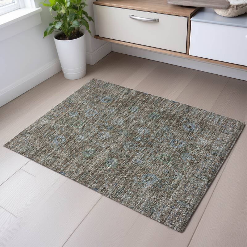 Premium Washable Super Soft Traditional Vintage Mayfield Rug - Brown - 1'8" x 2'6"