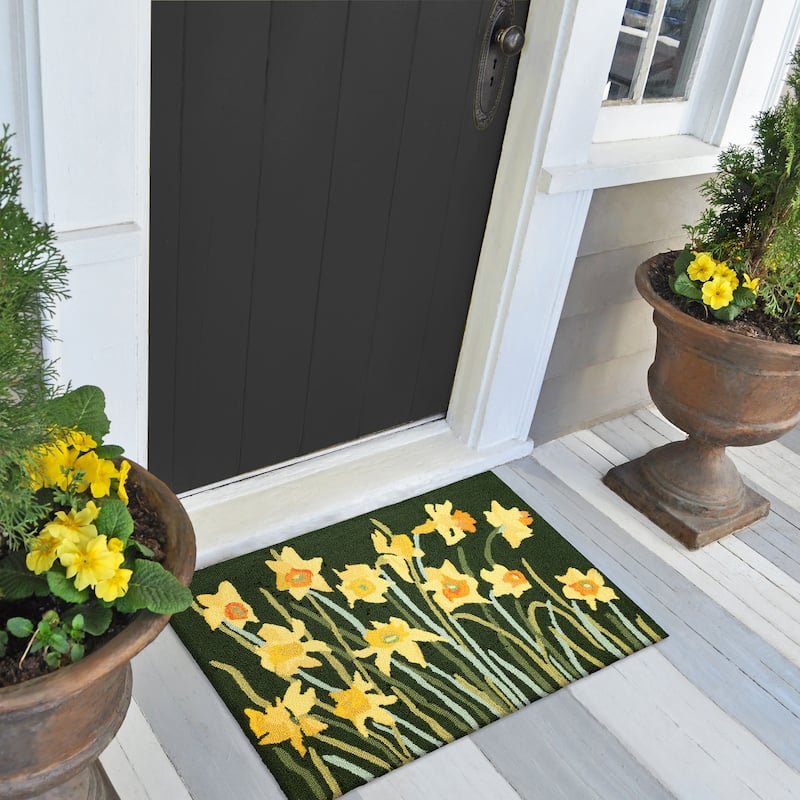 Liora Manne Frontporch Daffodil Indoor/Outdoor Rug - 1'8" x 2' 6"