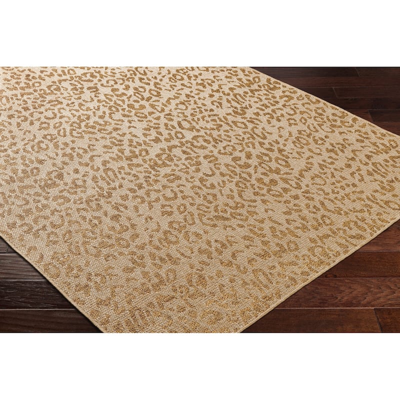 Livabliss Pismo Indoor/ Outdoor Animal Print Area Rug