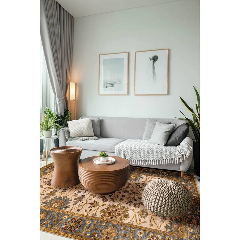 ECARPETGALLERY Hand-knotted Jules Serapi Ivory Wool Rug - 5'0 x 8'0