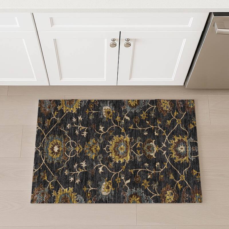 Machine Washable Indoor/ Outdoor Traditional Luna Chantille Rug
