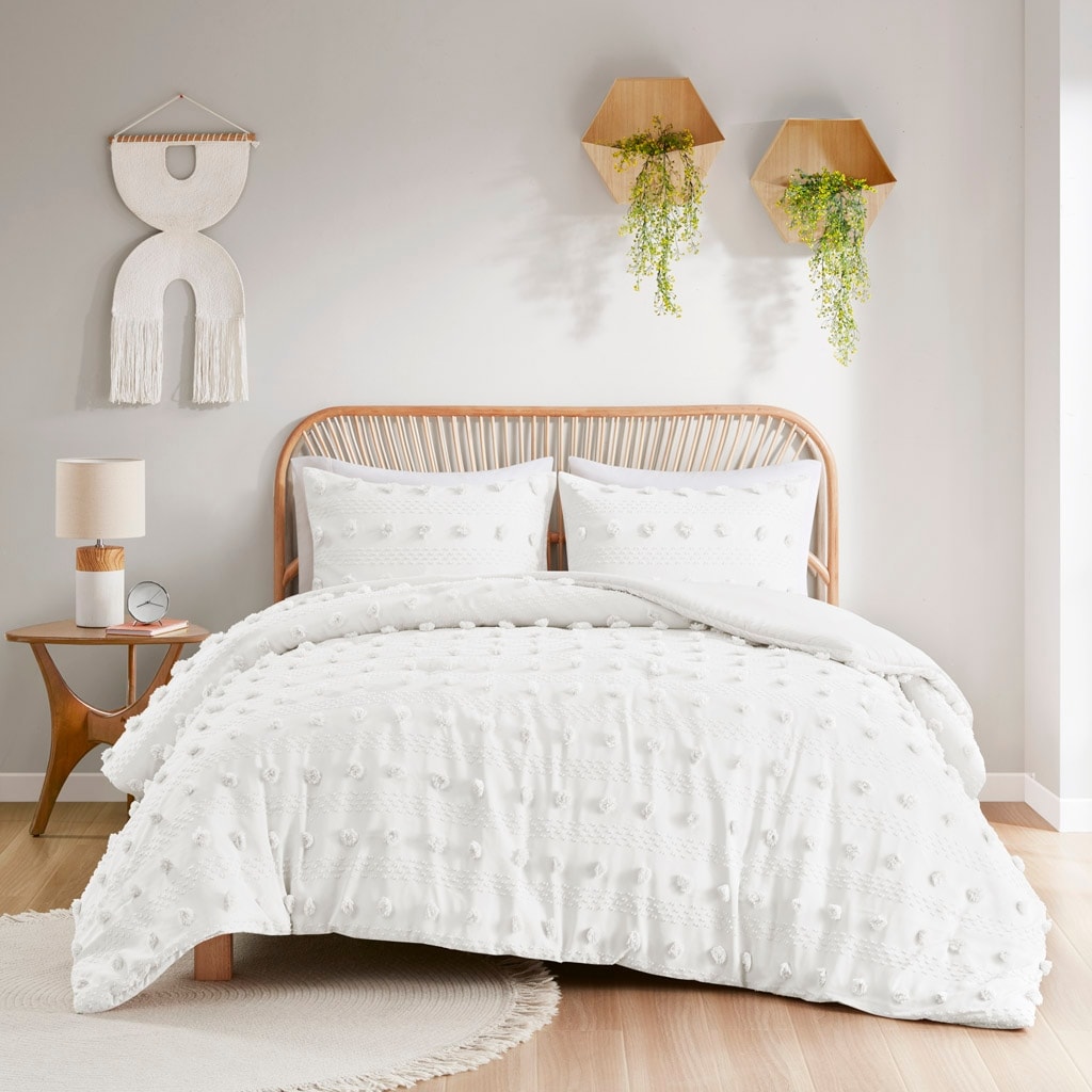 Intelligent Design Lucy Clip Jacquard Duvet Cover Set (Insert Excluded)