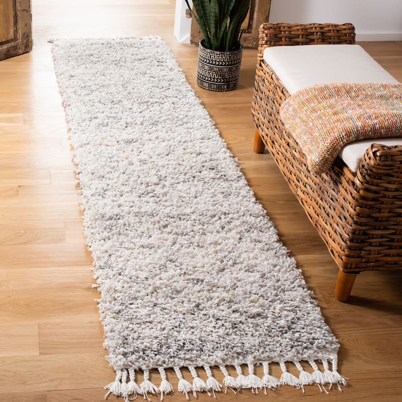 SAFAVIEH Pro Lux Shag Dottie Moroccan Tassel 2.4-inch Thick - 2' x 8' - Ivory/Light Grey - Runner