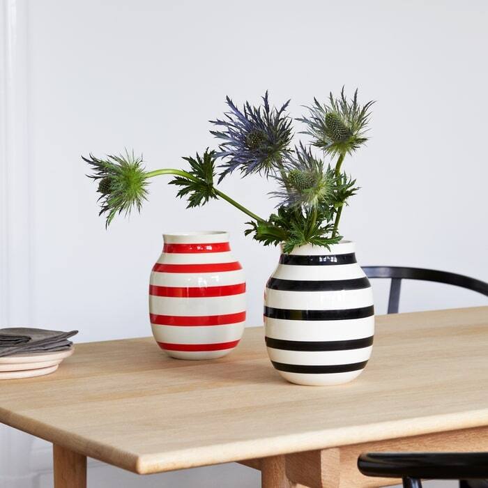 Kähler Omaggio Vase, Black