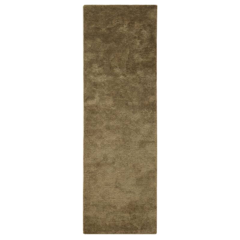 Terra by Obeetee Hue Solid Rug - Green - 2'6" x 8'