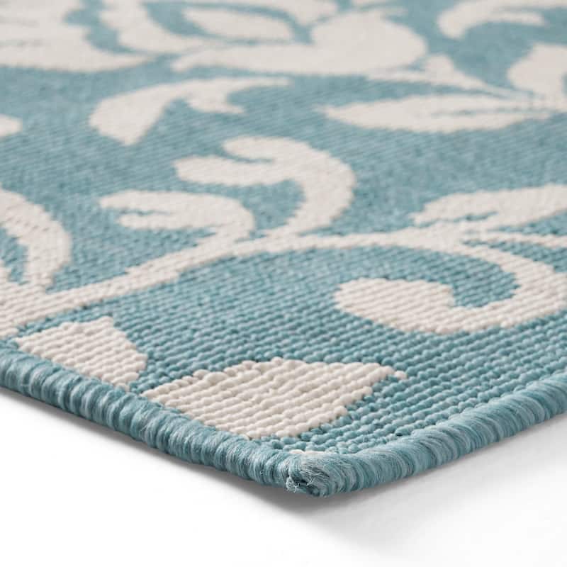 Sea Foam Outdoor Botanical Area Rug, Blue and Ivory by Christopher Knight Home