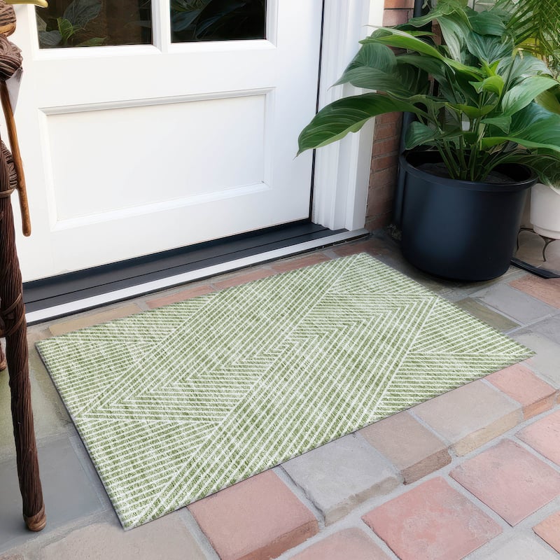 Machine Washable Indoor/ Outdoor Modern Geo Chantille Rug - Aloe - 1'8" x 2'6"