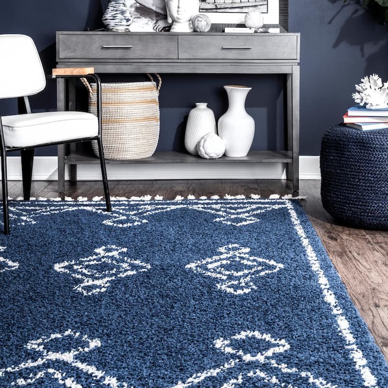 Nuloom Mackie Moroccan Tasseled Shag Area Rug
