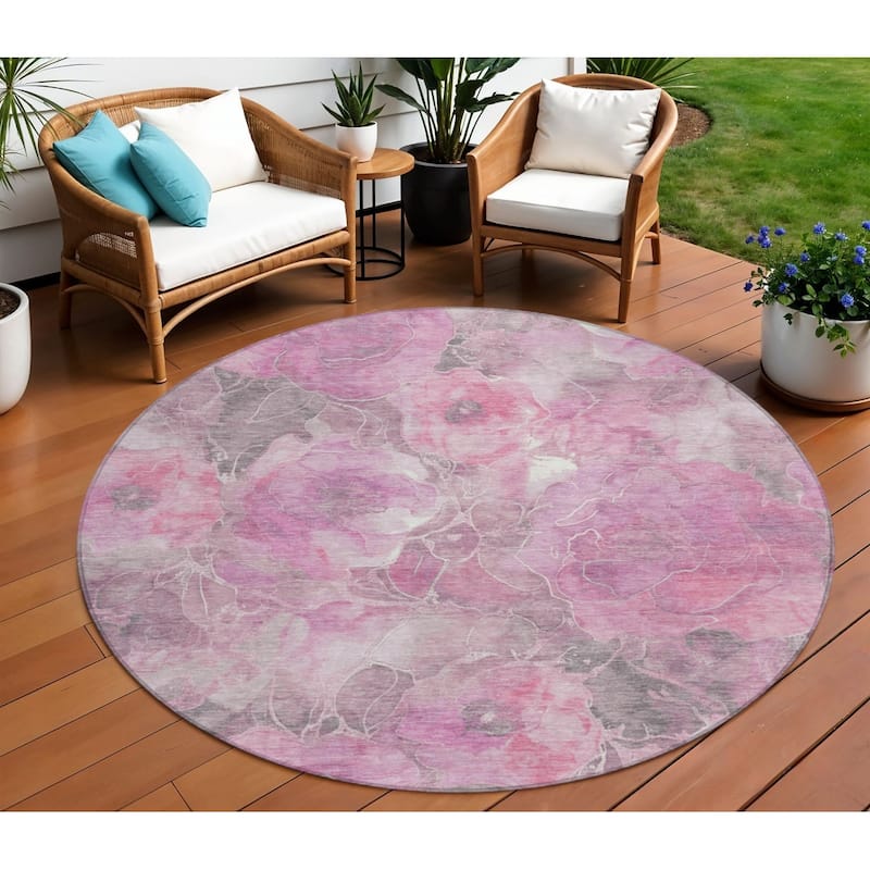 HomeRoots Floral Transitional Rectangle Outdoor Rug - 8' Round