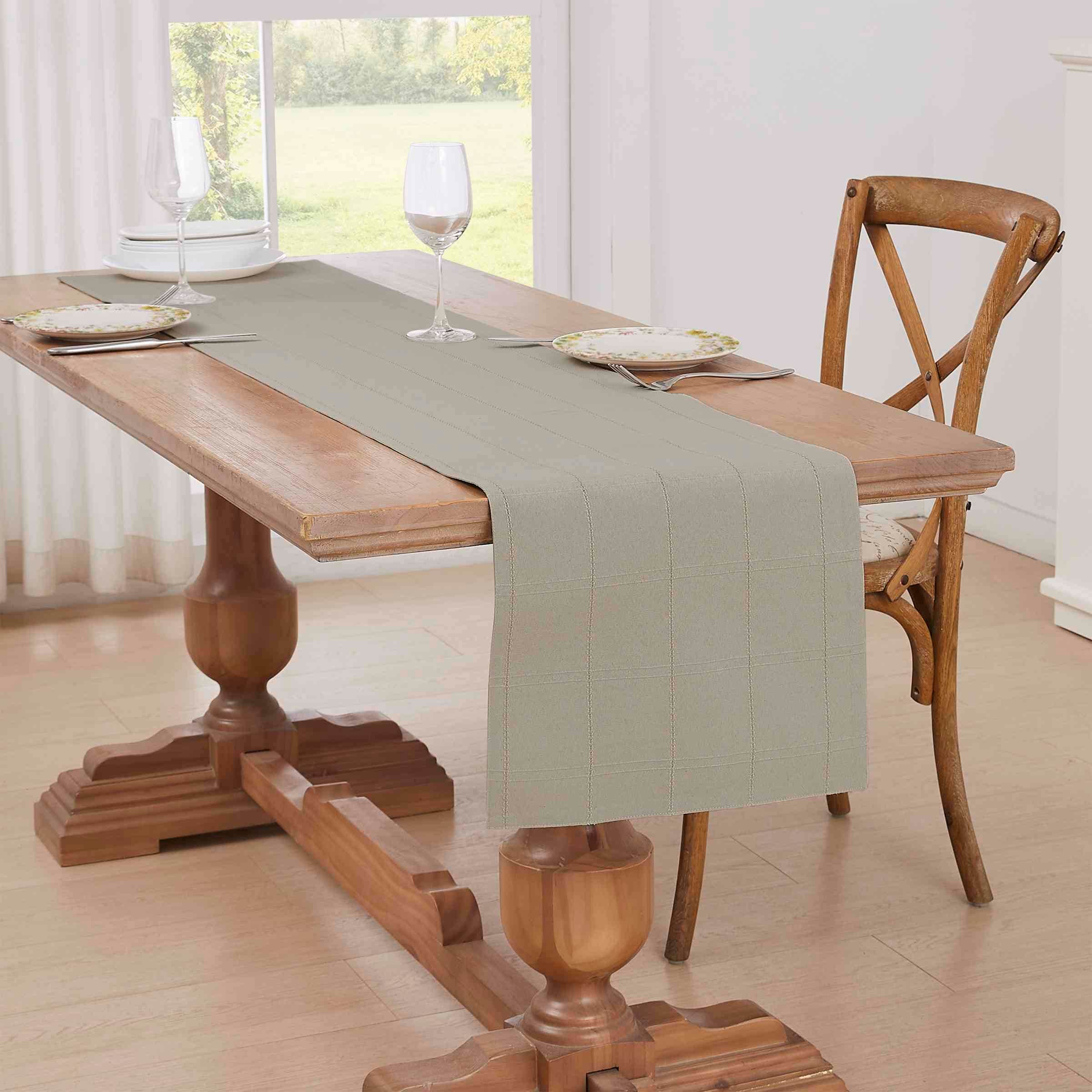 Izod Chadwick Linen 72" Runner