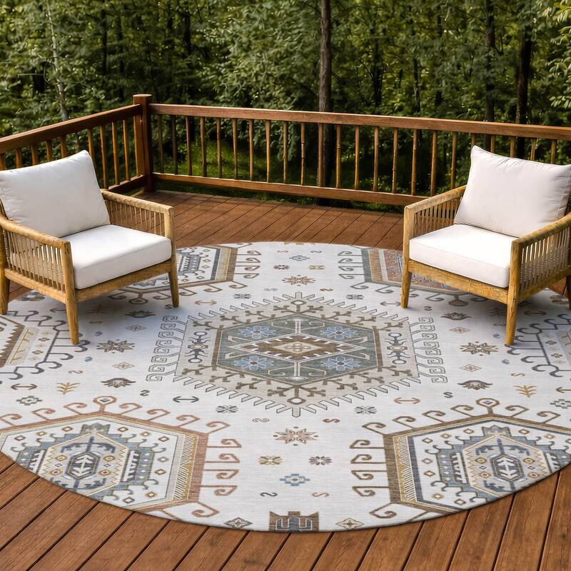 Machine Washable Indoor/ Outdoor Global Akron Chantille Rug - Ivory - 8' x 8'
