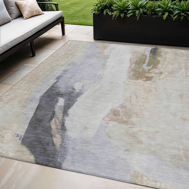 HomeRoots Abstract Transitional Rectangle Outdoor Rug - 5' X 8'