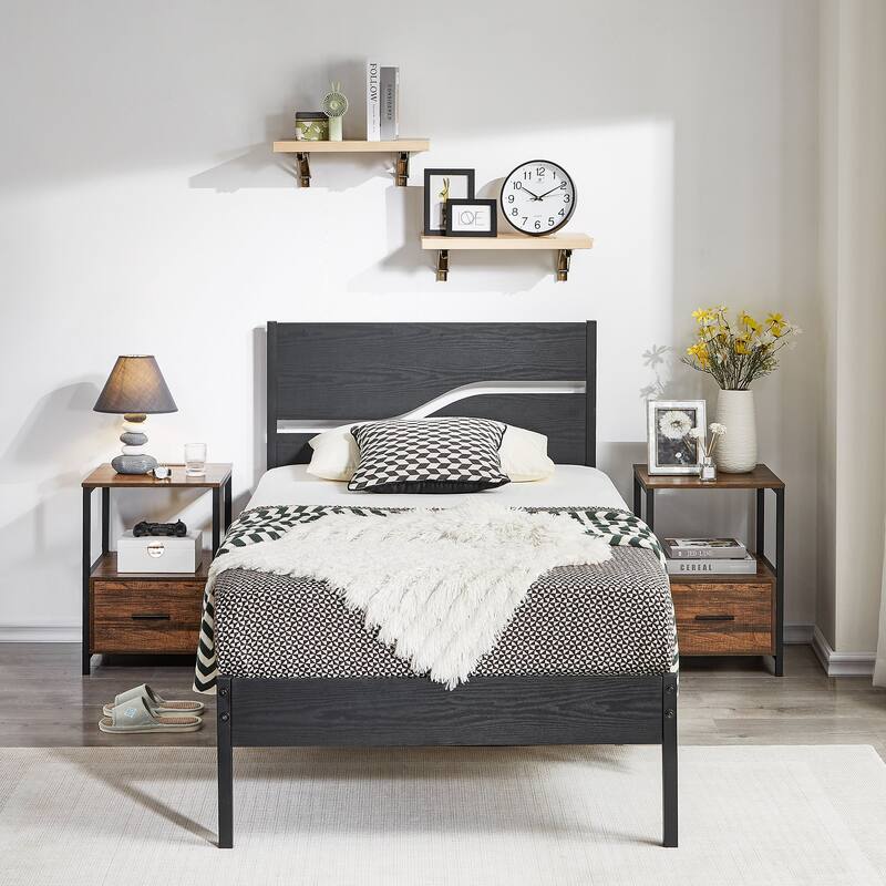 3-pieces Bedroom Set Platform Bed Frame Set of 2 Nightstands with Charging Station USB Port