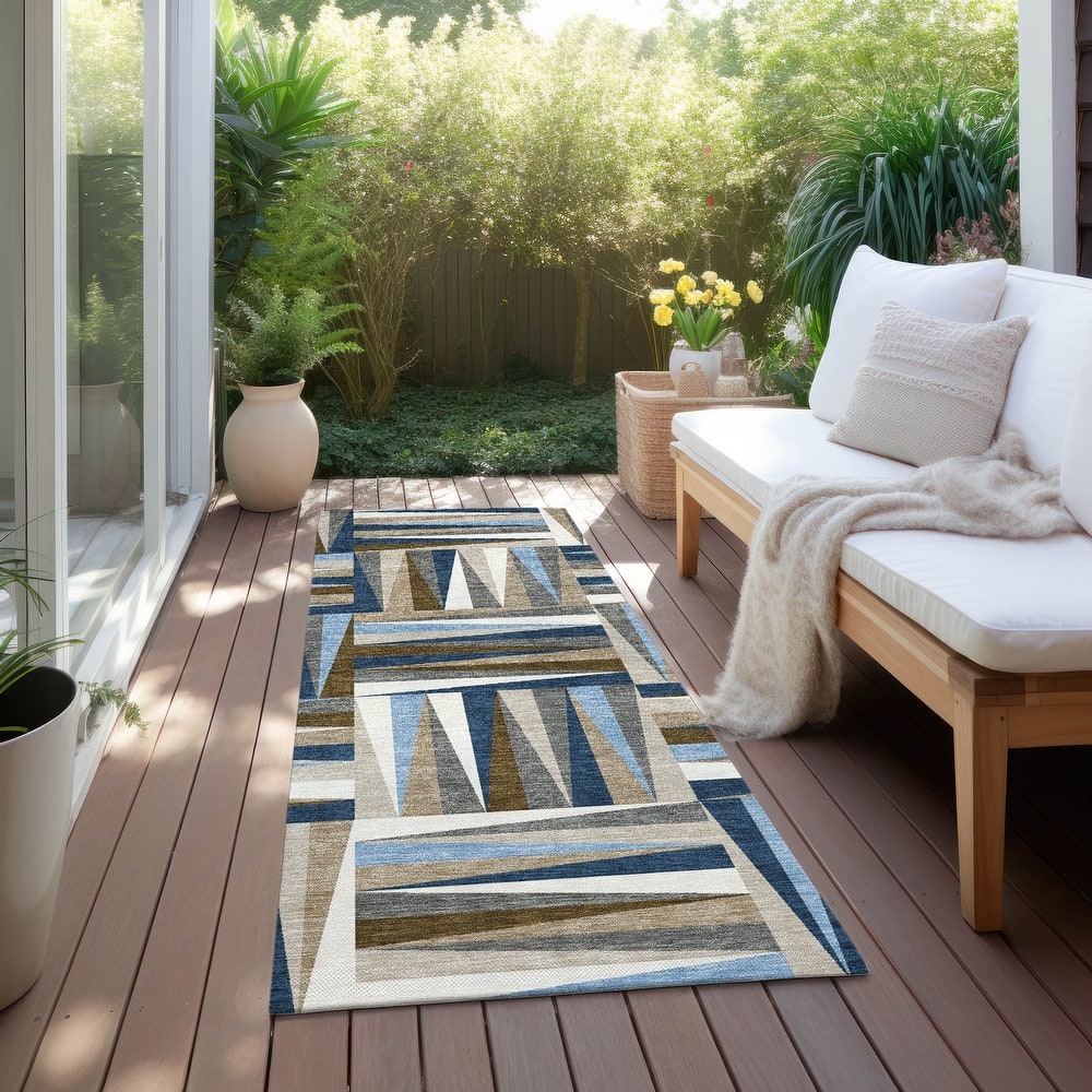 Machine Washable Indoor/ Outdoor Contemporary Mosaic Chantille Rug