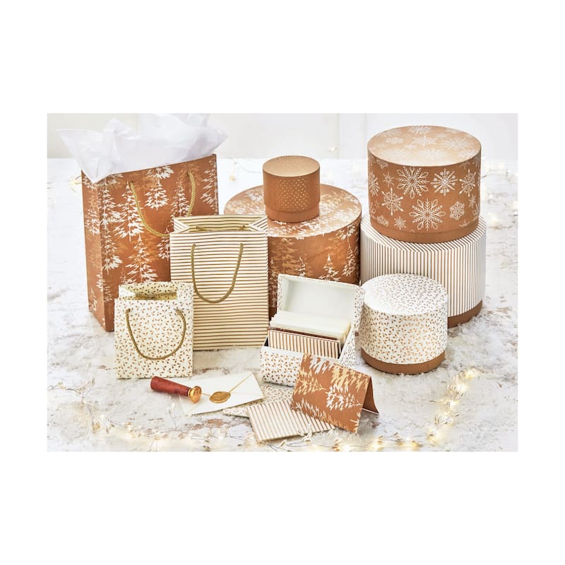 Winter Wonderland Note Cards with Decorative Box - Gold Paper Gift Set, 4x5.5x2.5 Inches, Perfect for Holiday Greetings