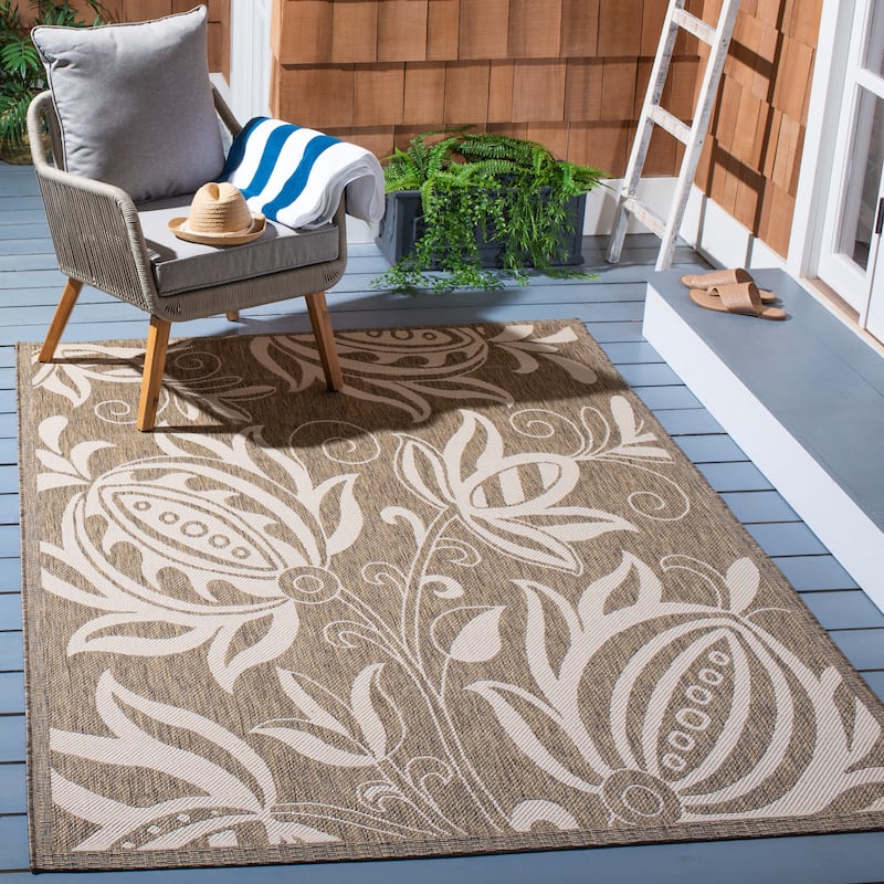 SAFAVIEH Courtyard Nasima Indoor/ Outdoor Patio Backyard Rug - 5'3" x 7'7" - Brown/Natural