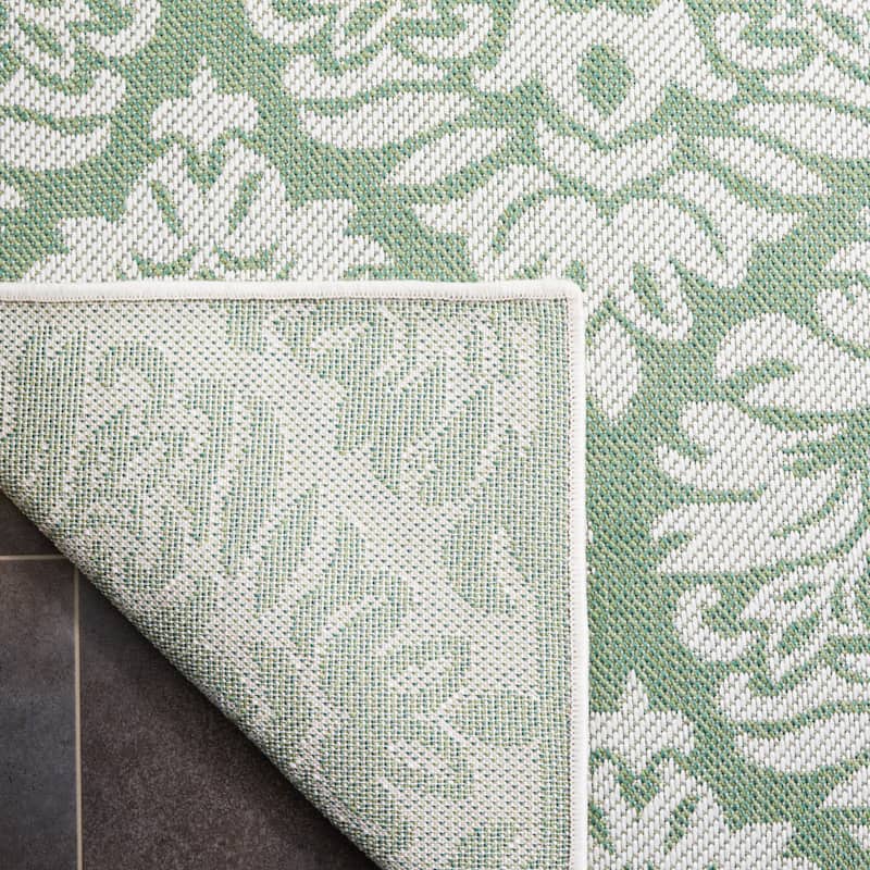 SAFAVIEH Bermuda Regitze Geometric Indoor/Outdoor Waterproof Rug