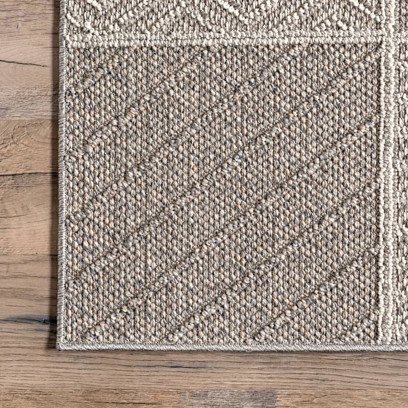 Nuloom Tieve Modern Checkered Area Rug
