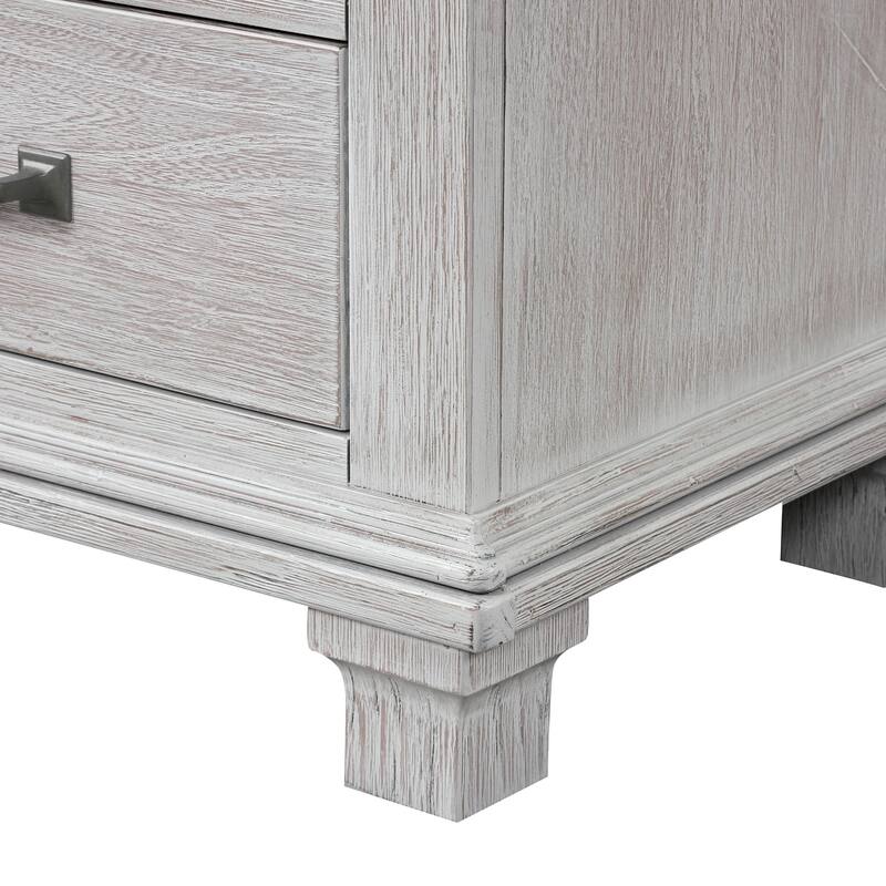 Furniture of America Eleanor 3-Piece Weathered Grey Solid Wood Panel Bedroom Set with Dentil Molding