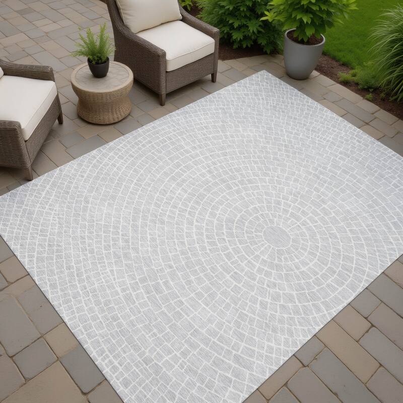 Machine Washable Indoor/ Outdoor Modern Gravity Chantille Rug