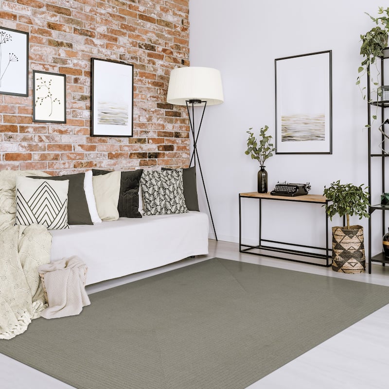 Superior Braided Reversible Indoor/Outdoor Area Rug