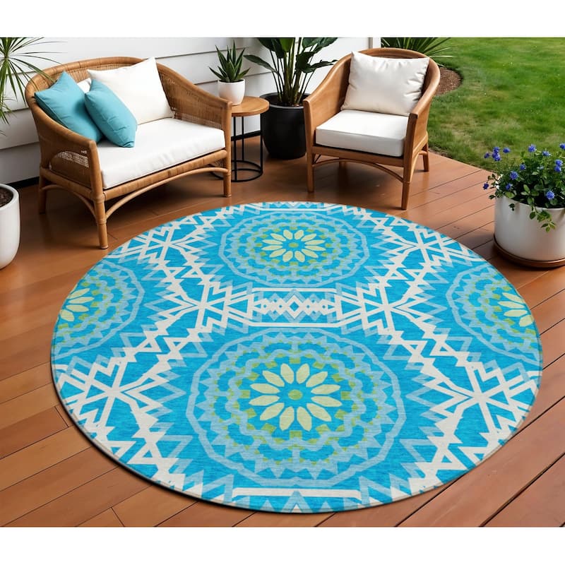 HomeRoots Floral Medallion Transitional Rectangle Outdoor Rug - 8' Round