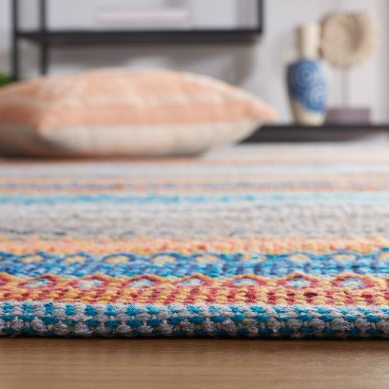 SAFAVIEH Handmade Kilim Vladlena Transitional Rug