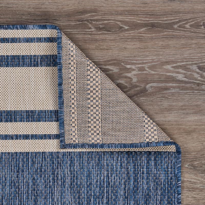 Sevita Tides Nautical Compass Blue/White Indoor/Outdoor Area Rug
