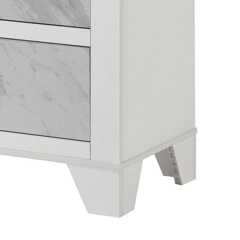 Furniture of America Loris Modern White Wood 4-Drawer Chest