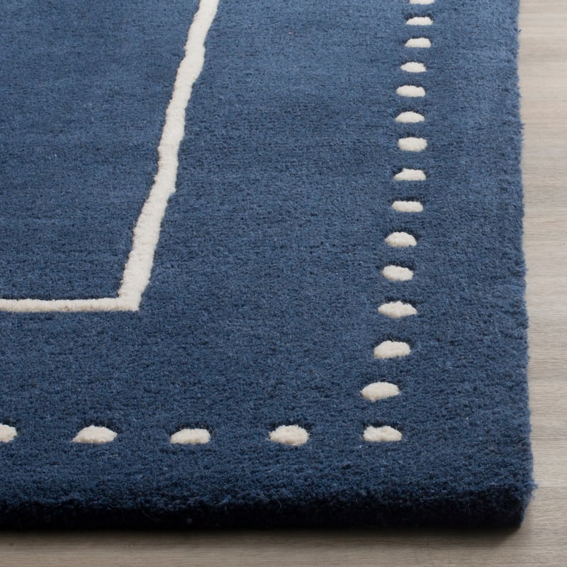 SAFAVIEH Handmade Bella Alverta Dotted Border Wool Rug