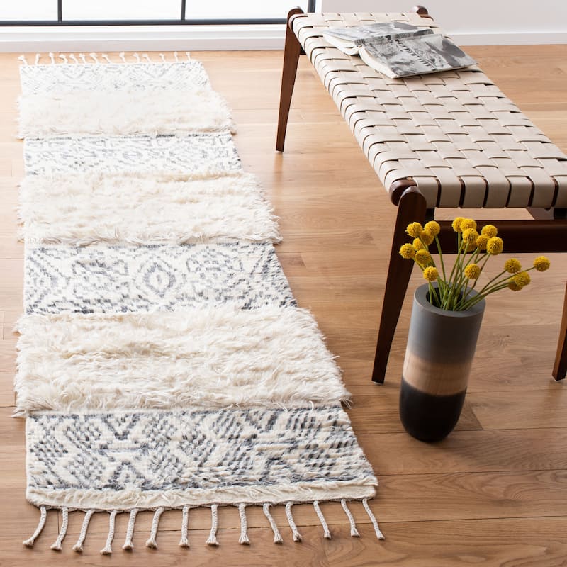 SAFAVIEH Hand-Knotted Manhattan Zulfiya Wool Tassel Rug - 2'3" x 8' Runner - Ivory/Grey