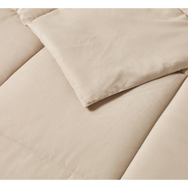 Double-stitched Microfiber Hypoallergenic Down Alternative Comforter