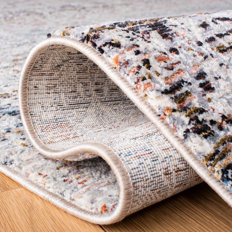 SAFAVIEH Limitee Wendy Vintage Fringe Rug