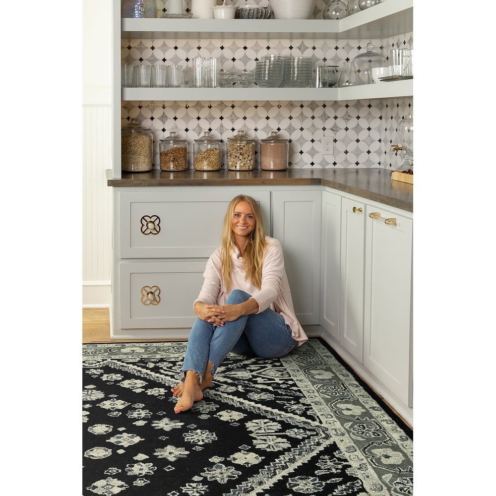 Charlotte Collection Black Hand Tufted Indoor Area Rug