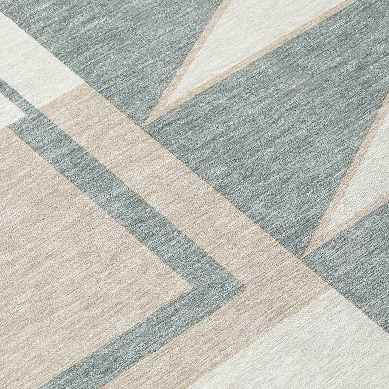 Machine Washable Indoor/ Outdoor Modern Crowley Chantille Rug