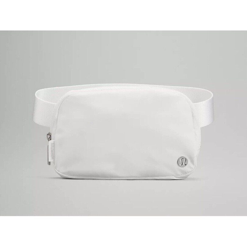 Lululemon Everywhere Belt Bag 1L 7.5 x 2 x 5" White - Bed Bath & Beyond -  39710732