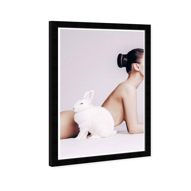 Wynwood Studio Prints Fashion and Glam Hundred Percent Cotton White and Tan Modern & Contemporary Wall Art Canvas Print