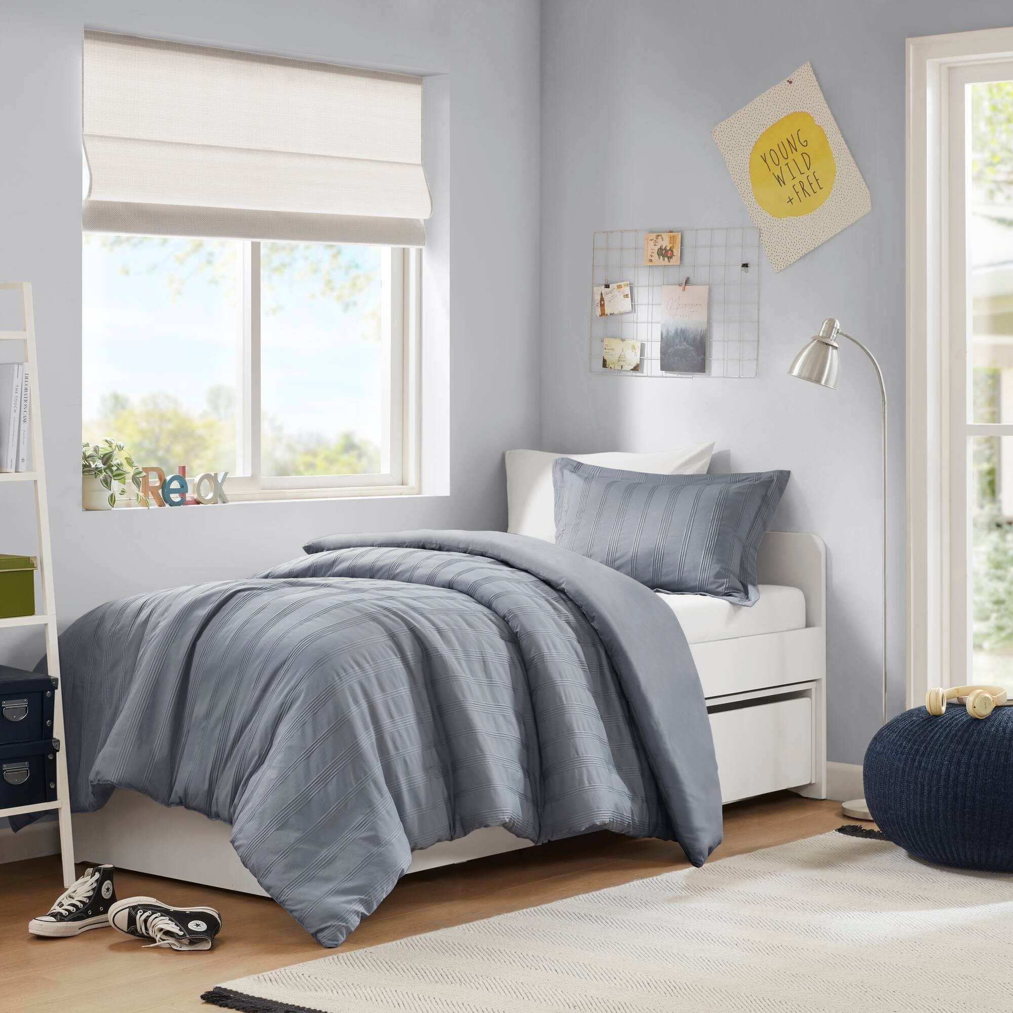 Chelsea Square Logan Woven Striped Duvet Set