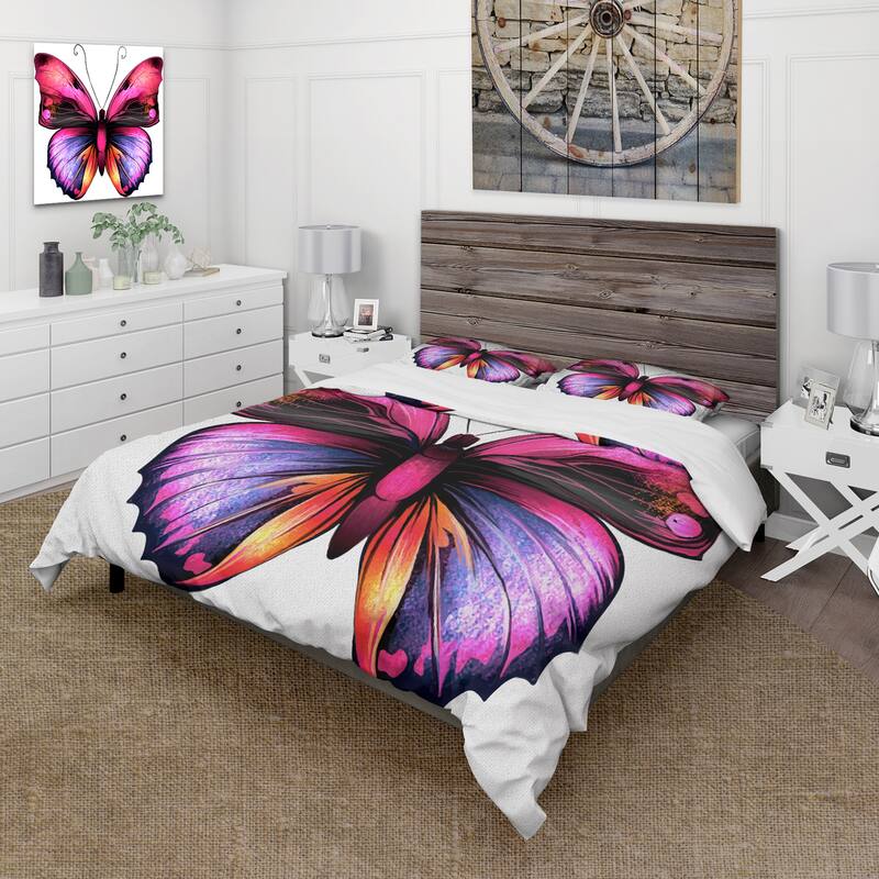 Designart 'Bright Pink Butterfly Portrait' Modern Duvet Cover Comforter Set - Full - Queen