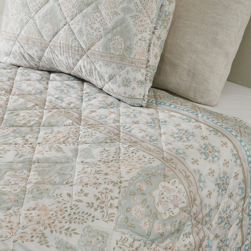 Patina Vie Maison Vintage-Inspired Floral Reversible Quilt Set with Shams