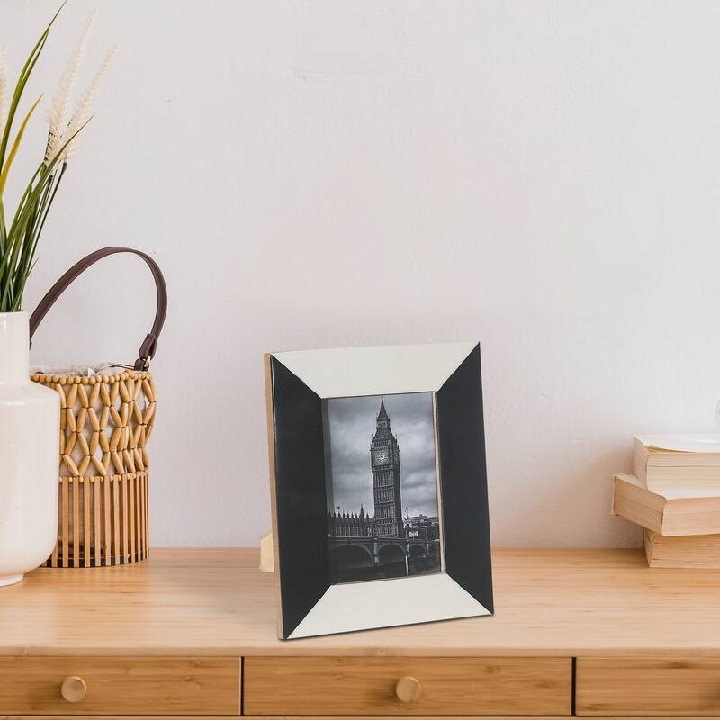 8X10 Black & White Inlay Photo Frame