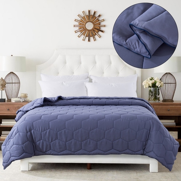 Honeycomb Color Contrast Stitched Lightweight Down Alternative
