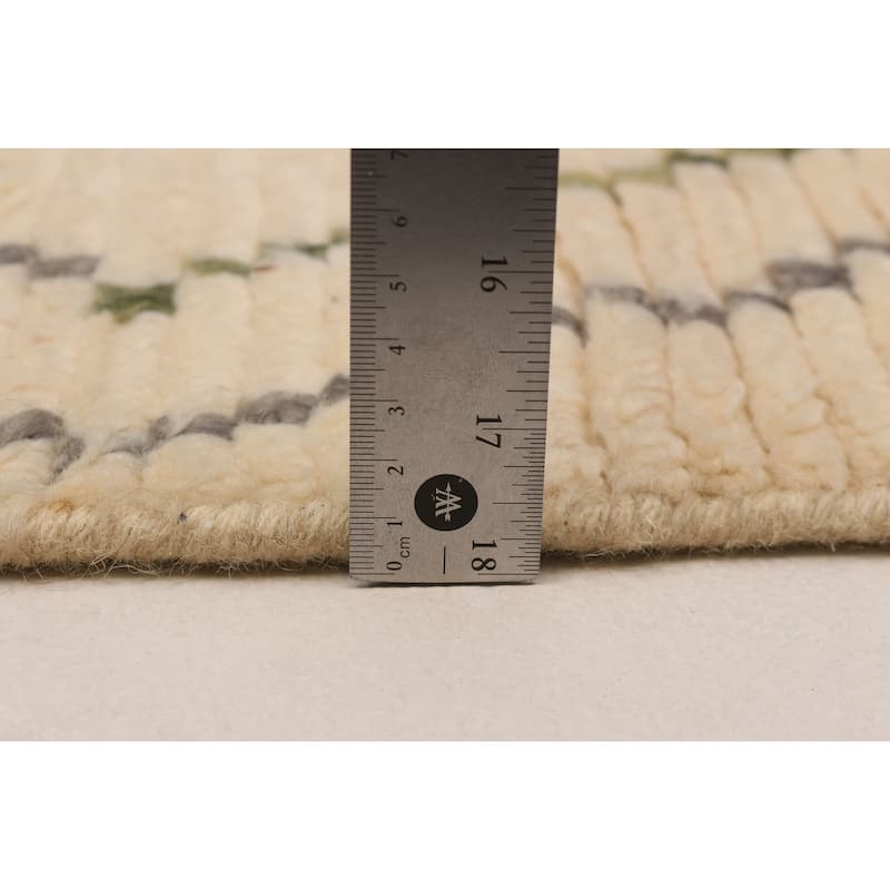 Tangier Cream Rug 7'8" x 9'9" - 7'8 x 9'9