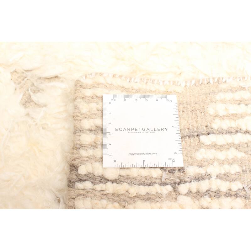 ECARPETGALLERY Hand-knotted Tangier Cream Wool Rug - 5'8 x 7'8