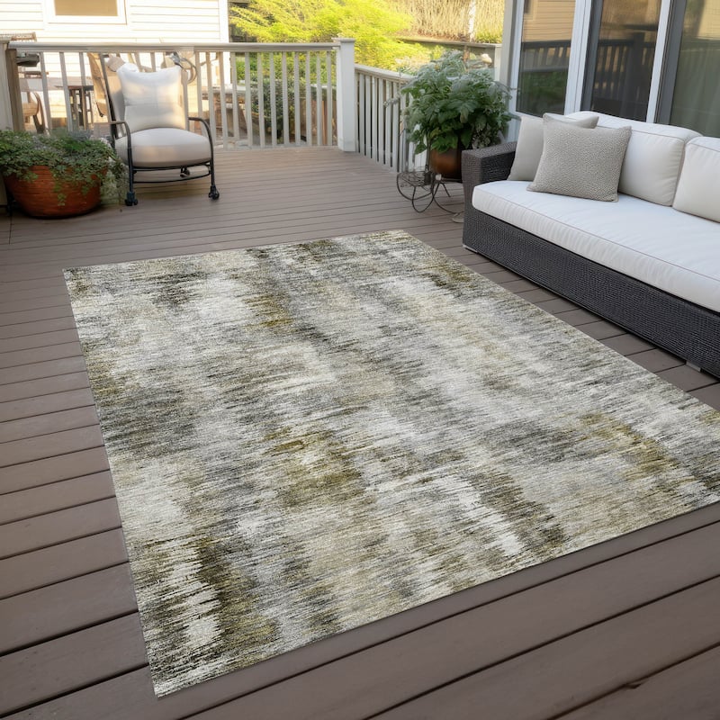 Machine Washable Indoor/ Outdoor Chantille Solid Abstract Rug