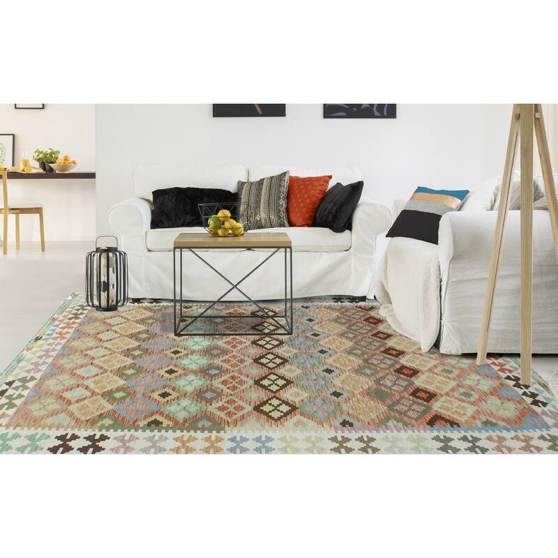 Sun Faded Flatweave Meruert Rust/Ivory Rug - 6'6" x 9'8"