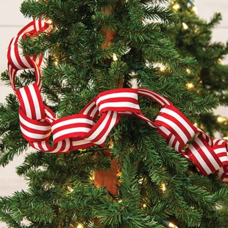 48"L Festive Red White Ribbon Garland with Interlocking Rings for Christmas Tree and Shelf Decor