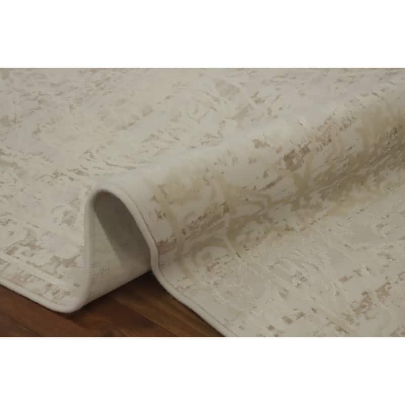 Machine Made Oriental Polyester Carpet Floral Beige & Ivories Distressed Area Rug - 7' 5'' X 5' 2''