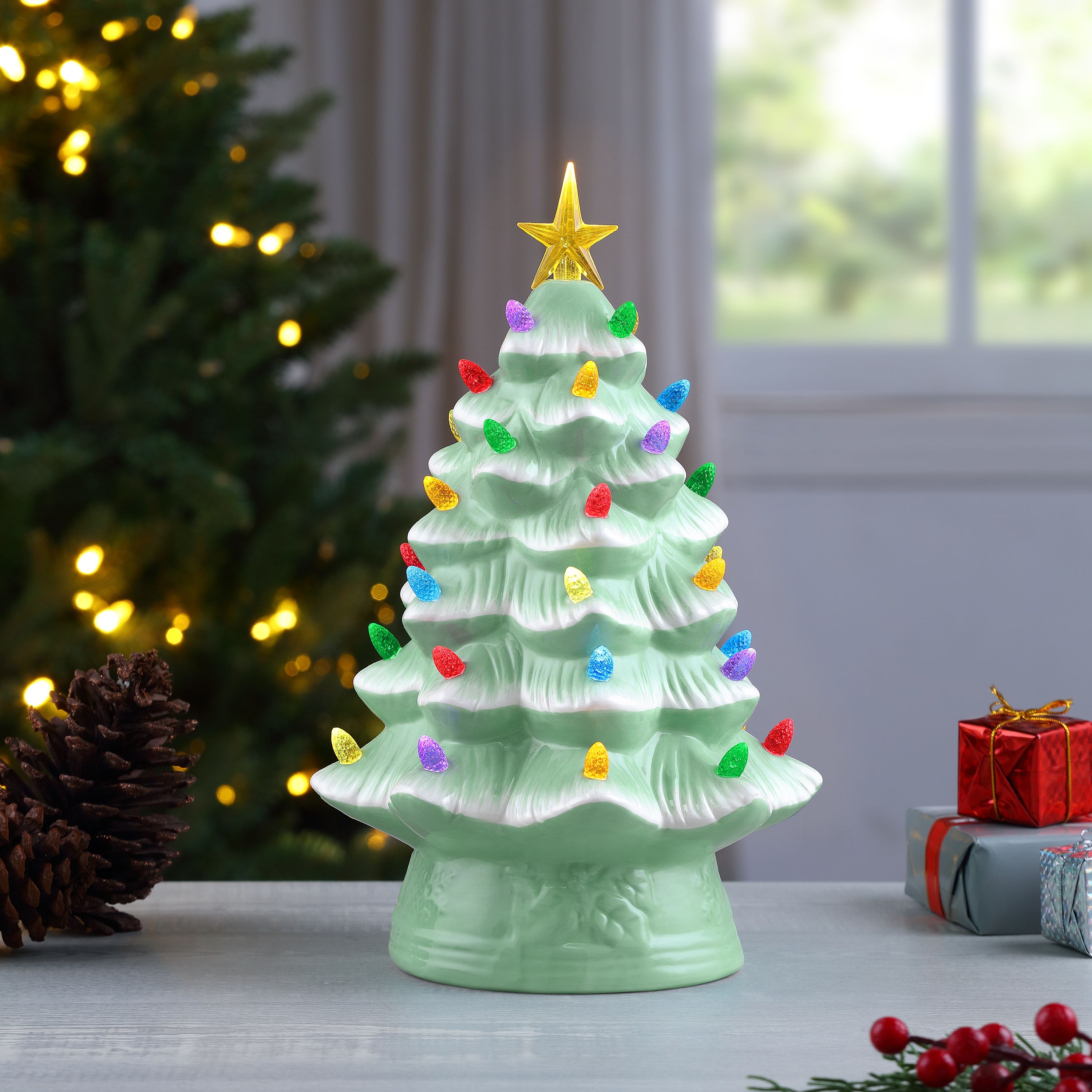 Mr. Christmas Nostalgic Christmas Tree 12