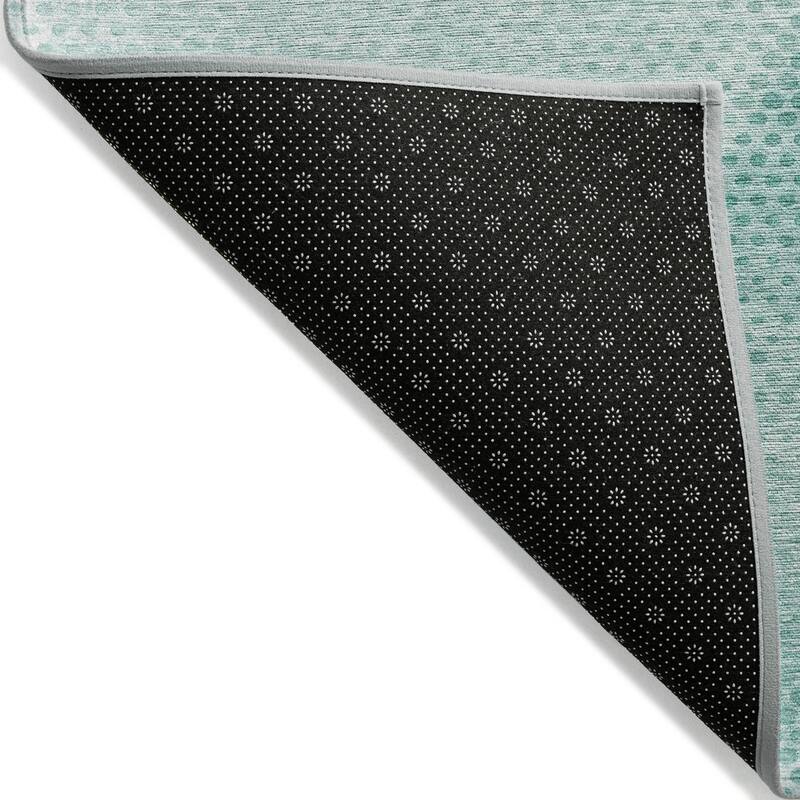 Machine Washable Indoor/ Outdoor Modern Diamonds Chantille Rug